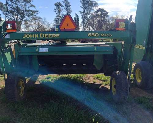 Segadora Jhon Deere de Arrastre