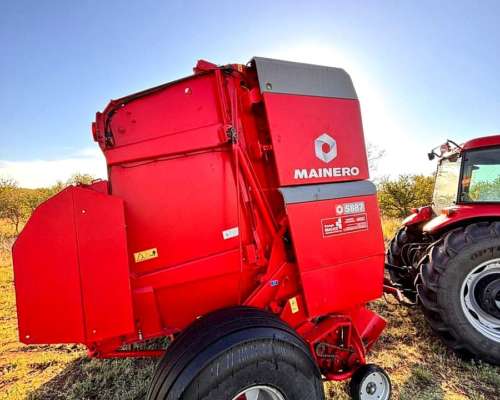 Rotoenfardadora 5887 con Atador de RED