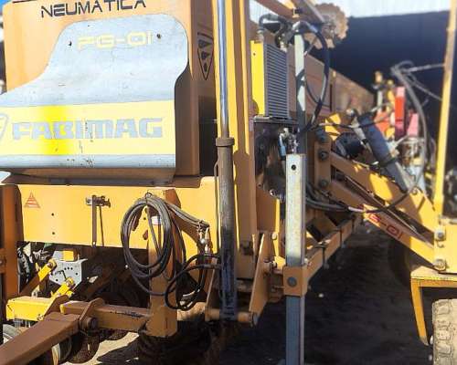 Sembradora Fabimag FG01 Neumática 18 a 42