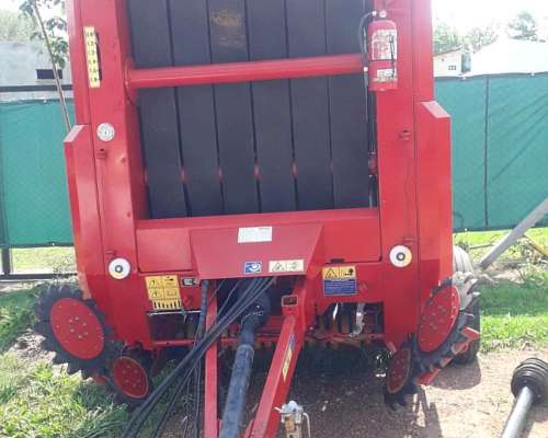 Mainero 5870 con Poco USO con Monitor