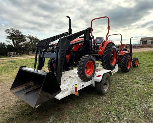 Hanomag 500/4 50hp 4X4 con Pala Cargadora Frontal Nuevo