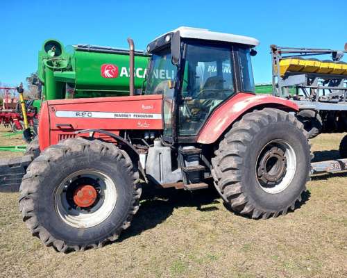 Tractor Doble Tracción Massey Ferguson 680