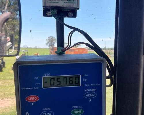 Fertilizadora Fertec 618 Serie 5