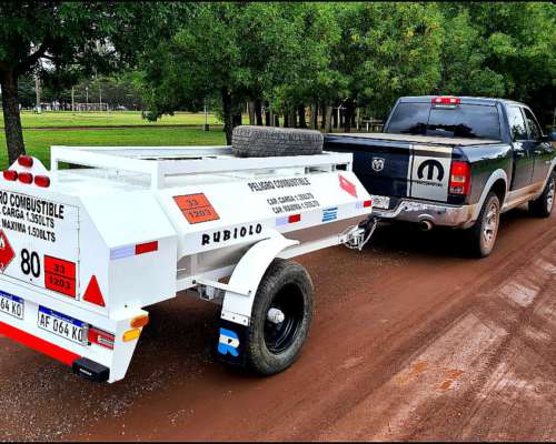 Acoplado Cisterna de 1.500 Lts. de Capacidad Homologado
