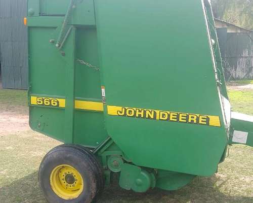 Rotoenfardadora Jhon Deere Modelo 566