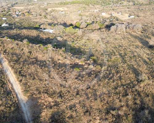 Terreno de 4 Ha en Falda del Carmen- con Arroyo, Casa