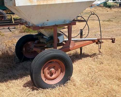 Fertilizadora Yomel RDA 1050