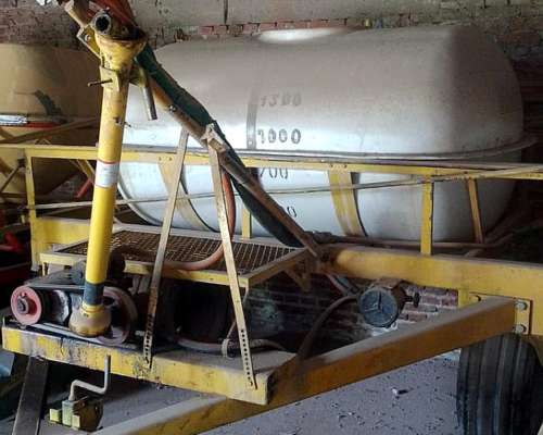 Fumigador Releyco de Arrastre de 2.000lts