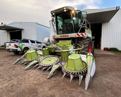 Claas 870 con Motor Nuevo muy Buen Estado
