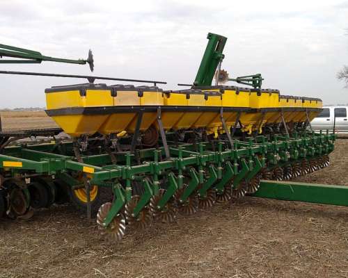 Sembradora Tedeschi Autotrailer 16 a 42