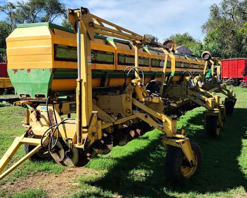 Fertilizadora Marca SR 31 a 35 Usada