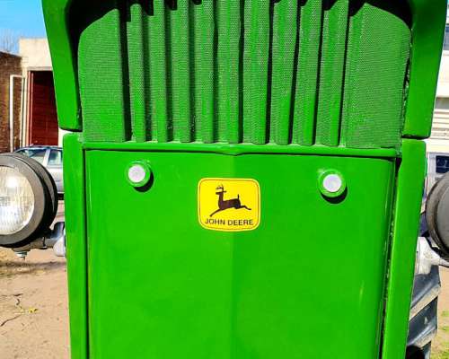 Tractor John Deere 2420