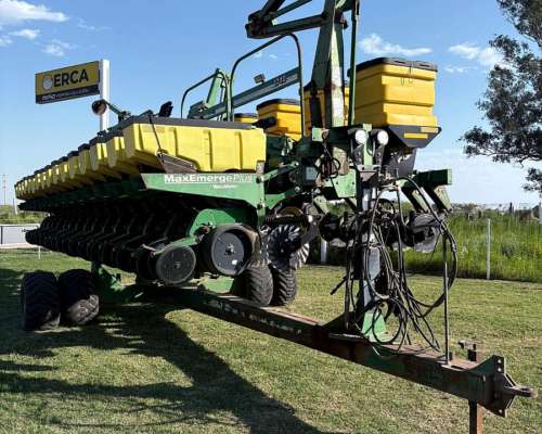 John Deere 1740, 16 a 52, Neumática, C/fert Lateral y Monit