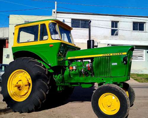 Tractor John Deere 2420