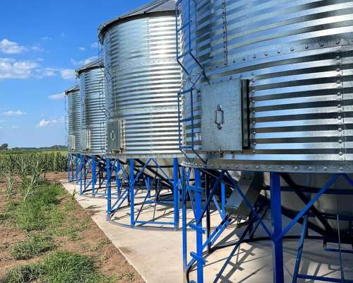 4 Silos X 30 TN, Cono Aéreo, 30 Grados