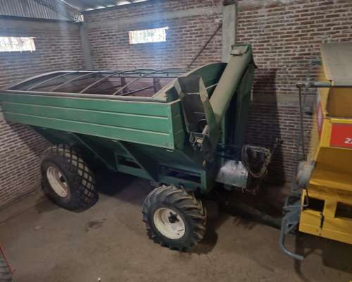 Tolva Auto Descargable Santa Rosa 16 TN CAP 16 TN Balanza