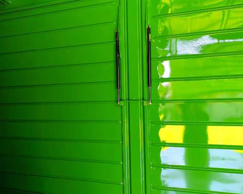 Taller Conese Disponible 4,5 X 2,4 M Ancho X 2,1 Alto .