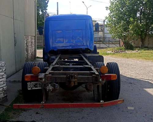 Camion Mercedez Benz Mod. 1114/48 año 1970 con Motor Turbo