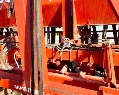 Sembradora Crucianelli Gringa V de 12 a 52 cm Doble Fertil