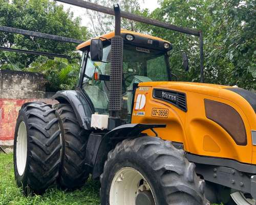 Vendo Tractor Valtra Ar220k