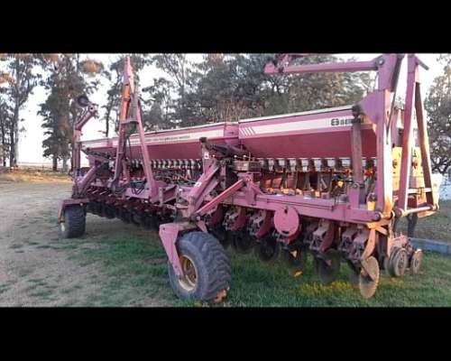 Sembradora Bertini 32000 Grano Fino