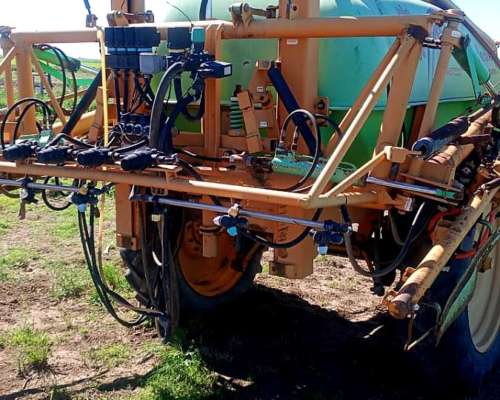 Pulverizadora Praba de Arrastre 25 Metros 3600 Lts