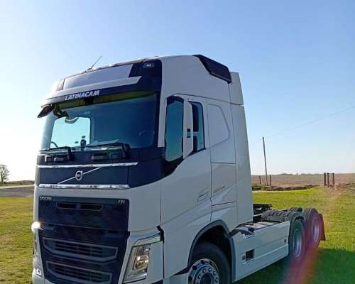 Volvo FH 460 2017 con 700 Mil KMS 6X2