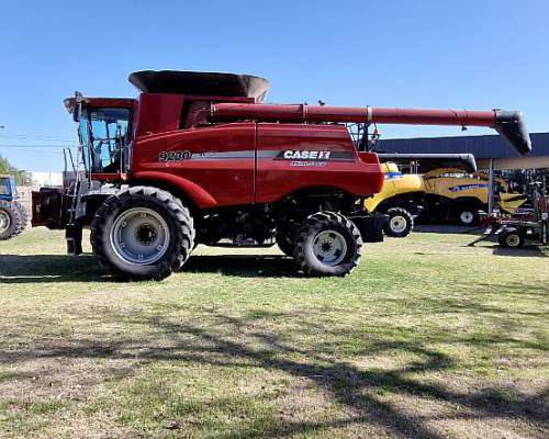 Cosechadora Case 9230, año 2014