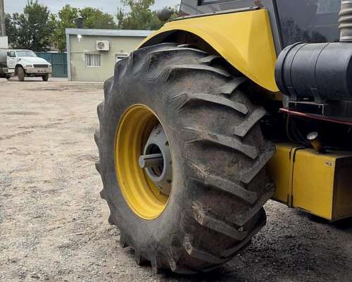 Tractor Pauny EVO280 de 180 HP