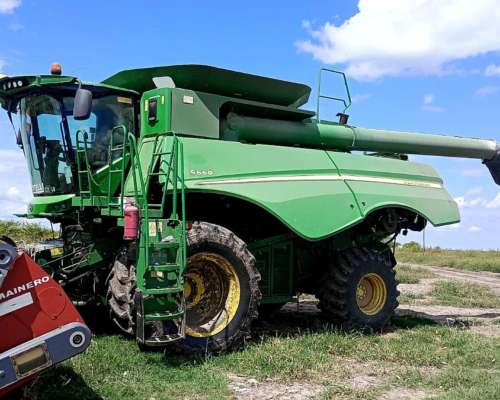 Cosechadora John Deere S660