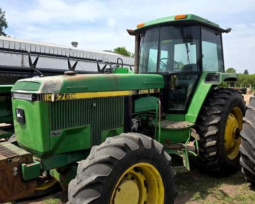 Tractor John Deere 4760