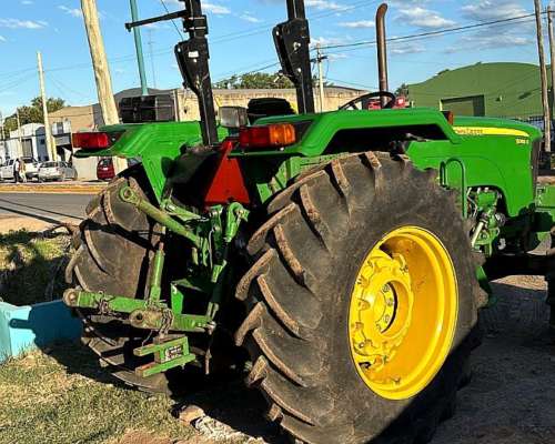 John Deere 5065 e
