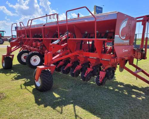 Sembradora Crucianelli Gringa año 2008 14 a 52