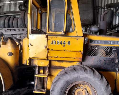 John Deere 544 - a