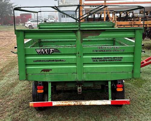 Acoplado Playo con Tanque 1000lts de Combustible MF