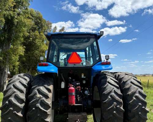 New Holland TM 7020, con Duales