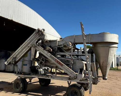 Calibradora Movil Blomar Trifasica