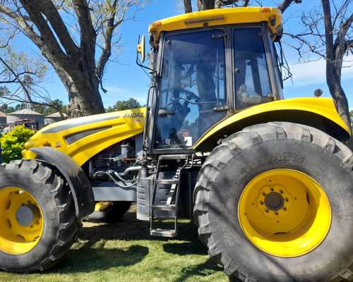 Tractor Pauny Audaz 2200