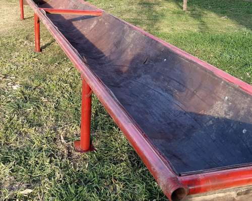 Comederos Móviles para Ganado