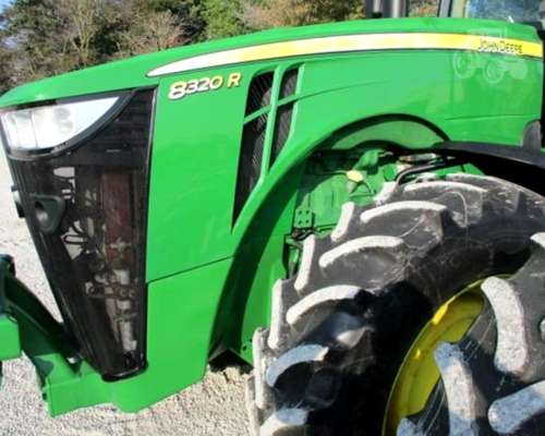 Tractor John Deere. Importamos R8