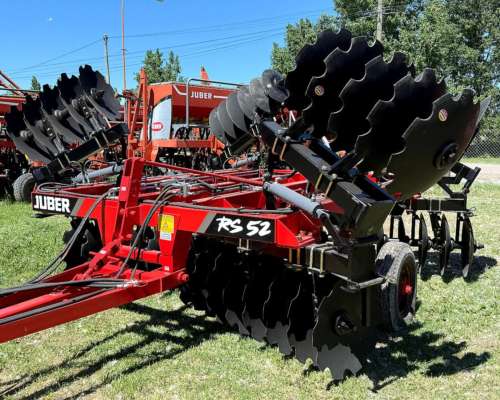 Disponible Rastra de Discos Juber de 52 con Alas Plegables