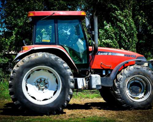 Tractor Case IH MXM 150