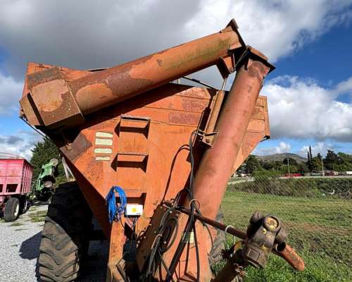 Tolva Autodescargable Giaroli de 14 TN