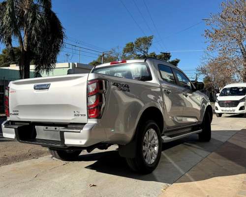 Isuzu D MAX D/cabina 3.0 TDI Automatica LS 4X4 0km MY2026