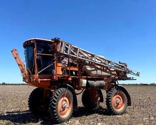 Pulverizadora Jacto Star 2500 Piloto y Corte Automático