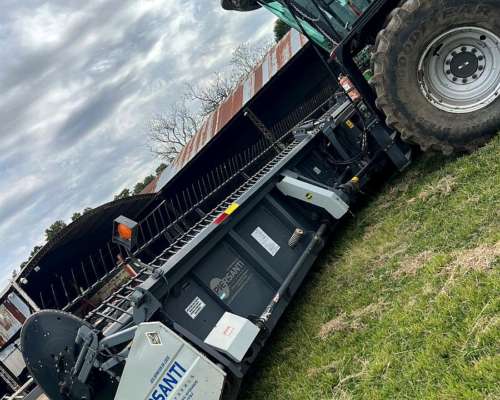 Cosechadora Massey Ferguson 9790 375 HP Draper 35 2012