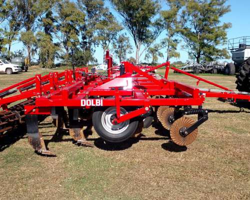 Paratil Dolbi año 2024. 15 Puas. Solo 300 Has USO