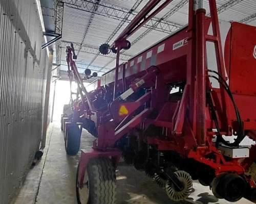 Sembradora Crucianelli Gringa 30 Surcos a 42 Mecanica