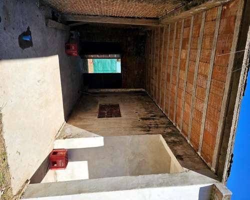 Casa con Salón al Lado Ferichaco