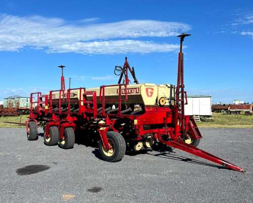 Sembradora Giorgi de 12 a 52cm año 2004